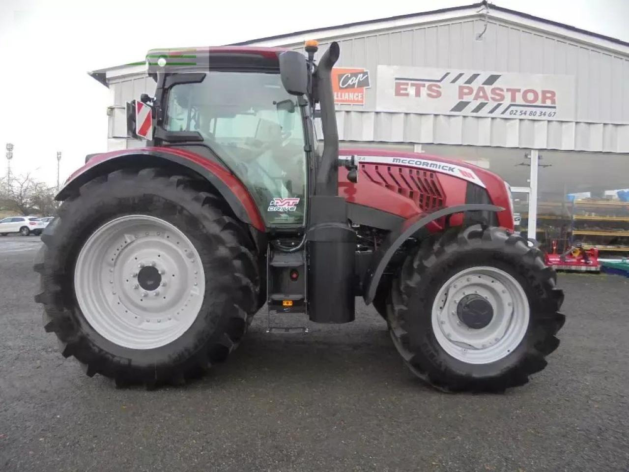 McCormick x7-624vt - Tractor: foto 1 McCormick x7-624vt - Tractor: foto 1