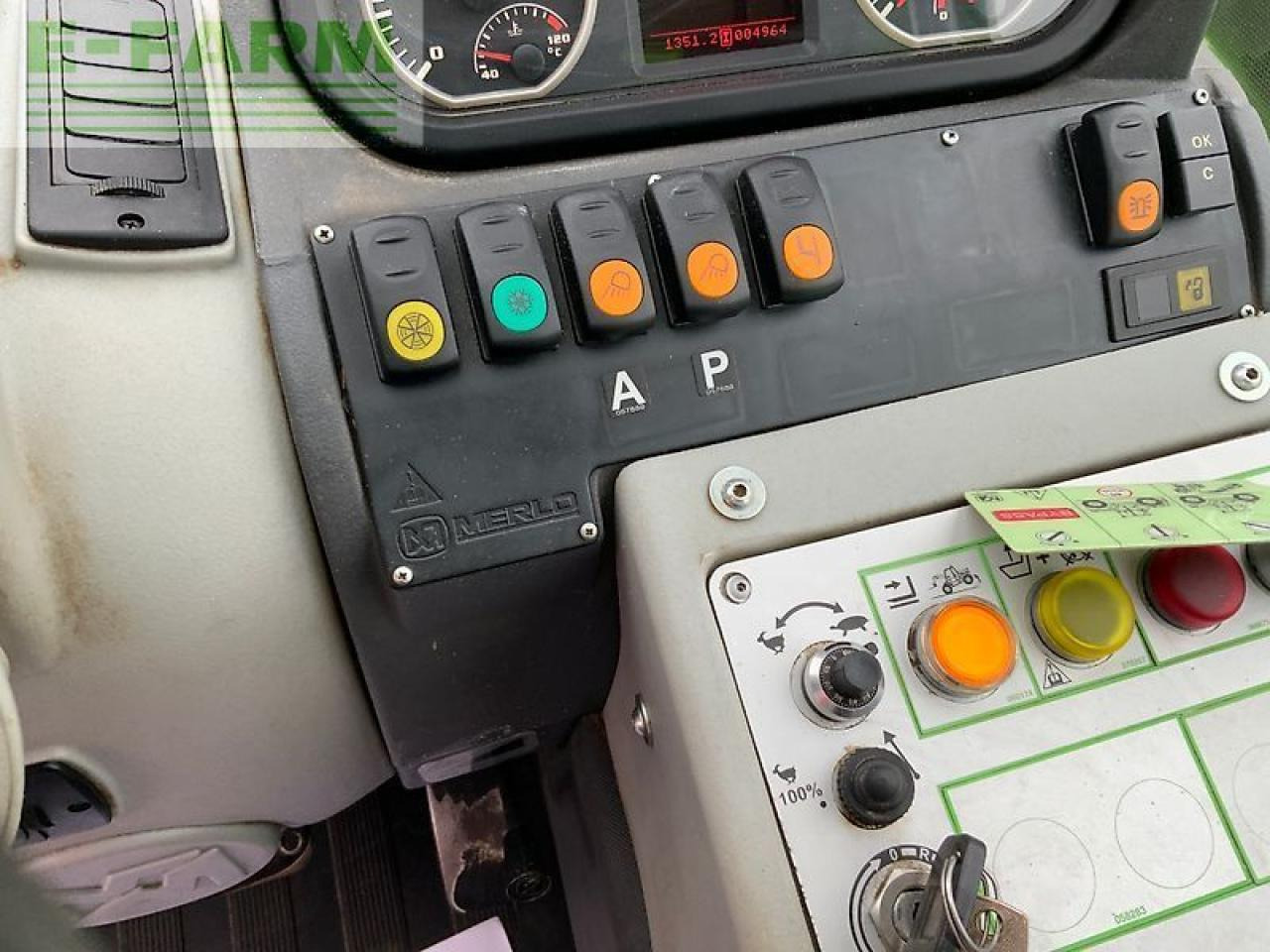 Manipulador telescópico Merlo p32.6l plus telehandler (st24504): foto 18 Manipulador telescópico Merlo p32.6l plus telehandler (st24504): foto 18