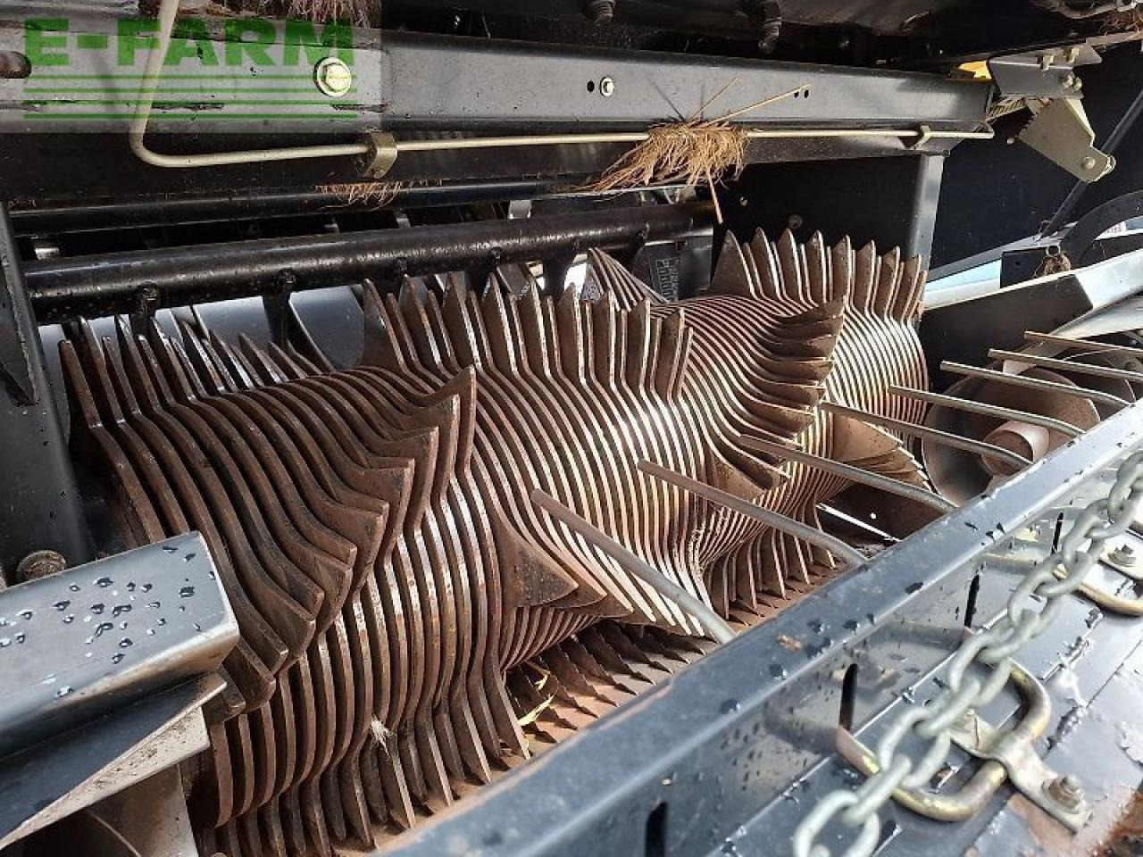 New Holland bb 9070 - Empacadora de pacas cuadradas: foto 5 New Holland bb 9070 - Empacadora de pacas cuadradas: foto 5