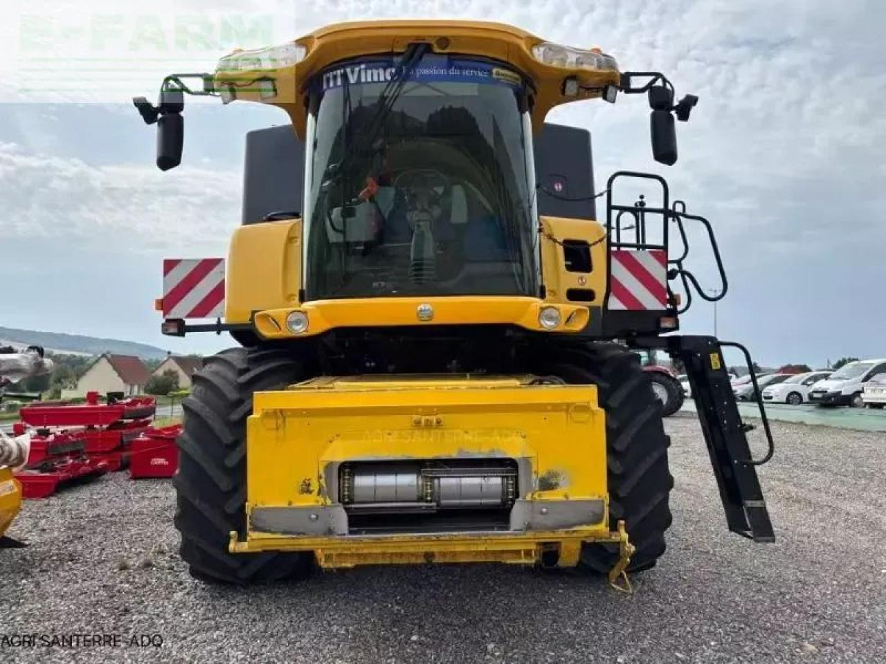 New Holland cr 9070 - Cosechadora de granos: foto 4 New Holland cr 9070 - Cosechadora de granos: foto 4