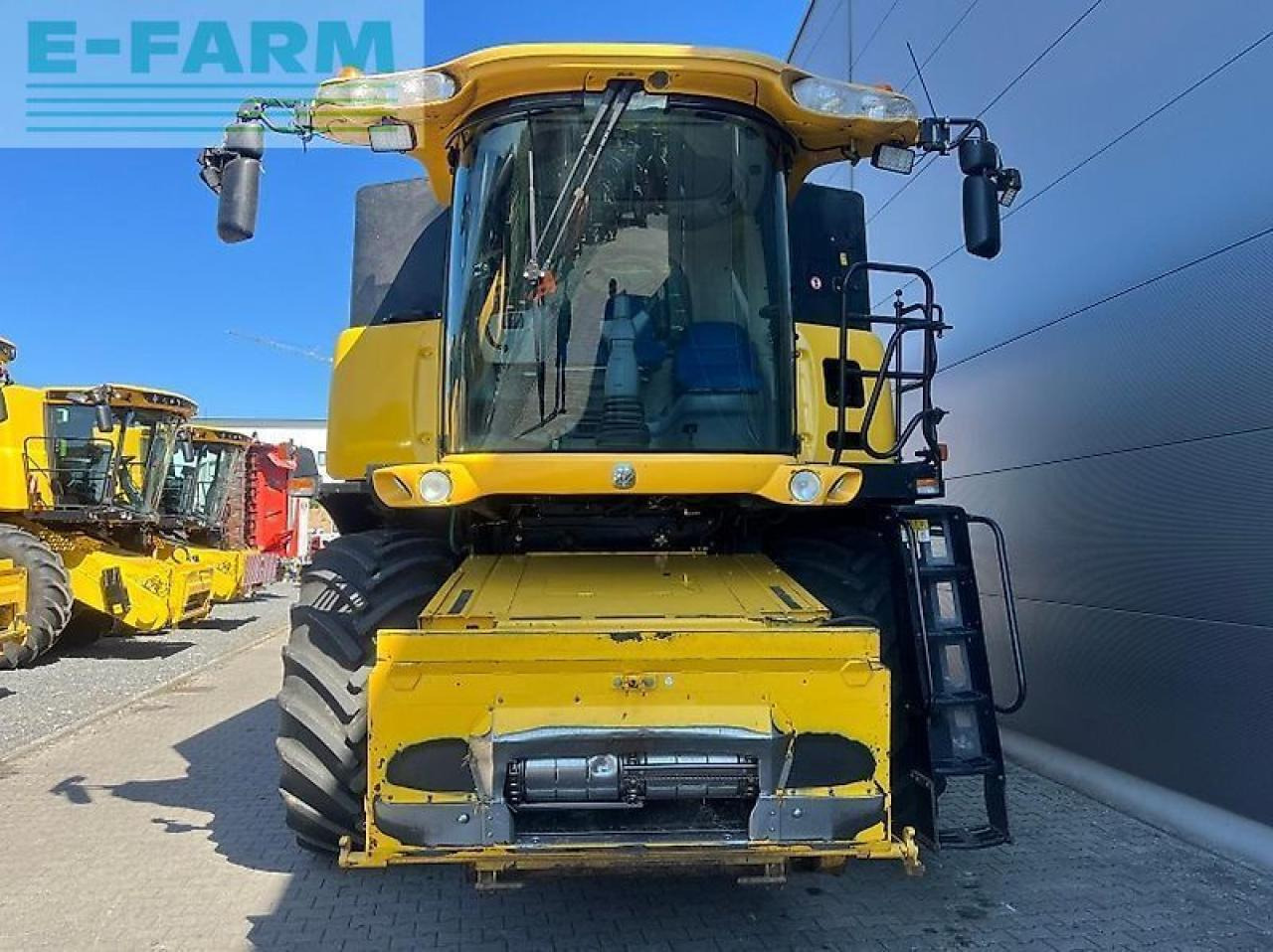 New Holland cr 9070 elevation - Cosechadora de granos: foto 3 New Holland cr 9070 elevation - Cosechadora de granos: foto 3