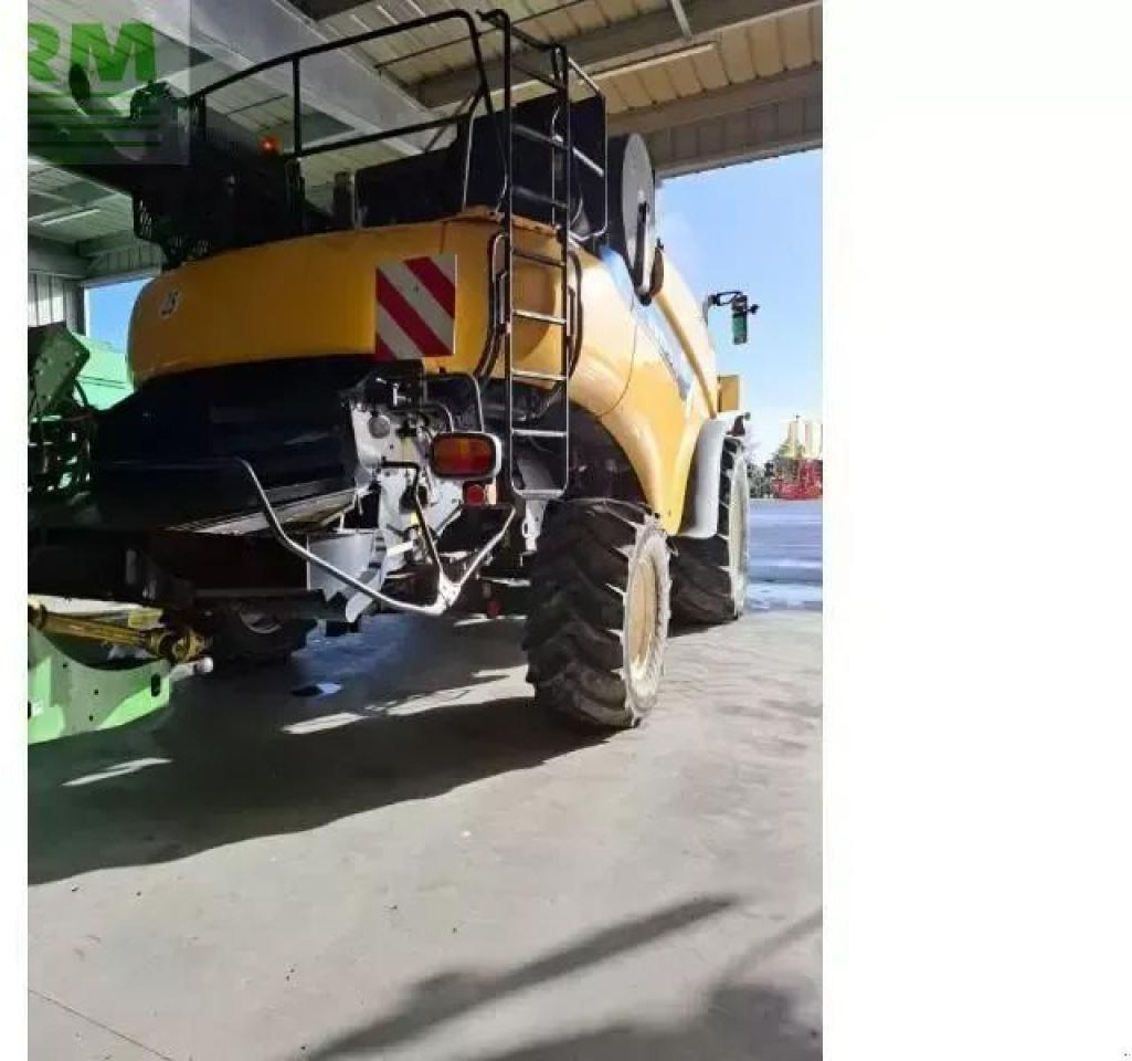 New Holland cr9080 - Cosechadora de granos: foto 5 New Holland cr9080 - Cosechadora de granos: foto 5