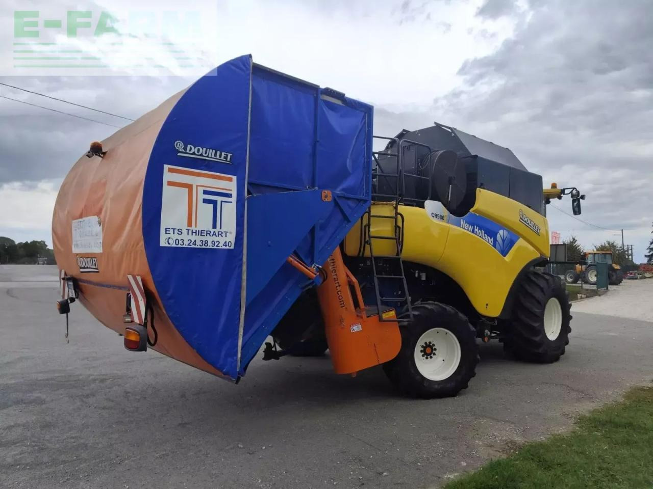 New Holland cr980z - Cosechadora de granos: foto 3 New Holland cr980z - Cosechadora de granos: foto 3