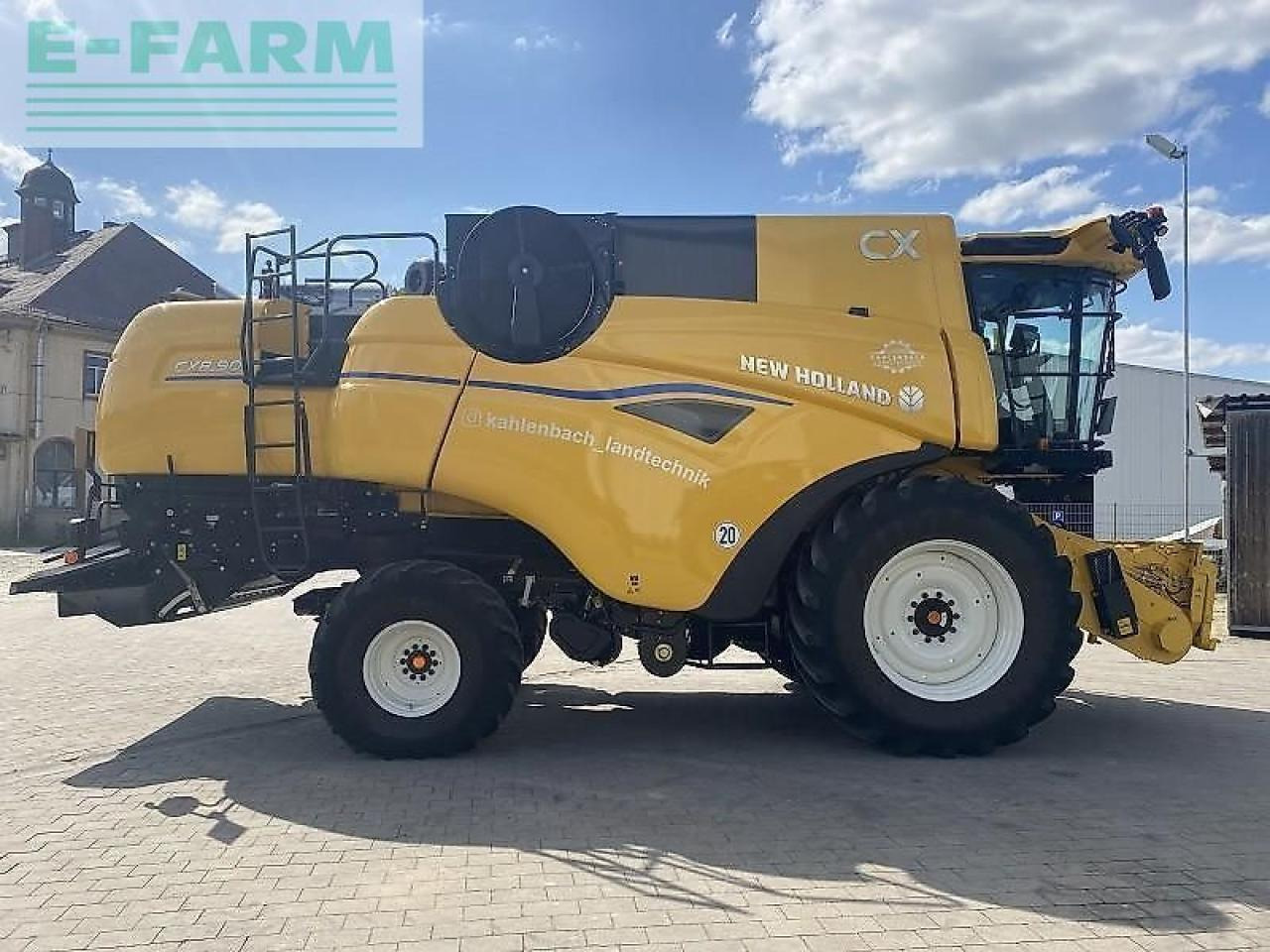 New Holland cx 8.90 - Cosechadora de granos: foto 2 New Holland cx 8.90 - Cosechadora de granos: foto 2