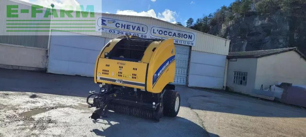 New Holland roll belt 180 cropcutter - Empacadora de pacas cuadradas: foto 1 New Holland roll belt 180 cropcutter - Empacadora de pacas cuadradas: foto 1