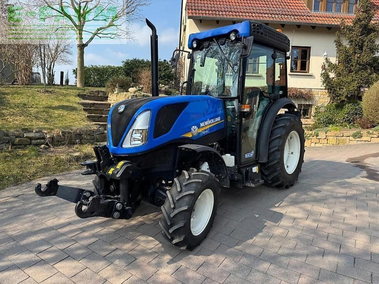 New Holland t4.110 v schmalspur V - Tractor: foto 2 New Holland t4.110 v schmalspur V - Tractor: foto 2
