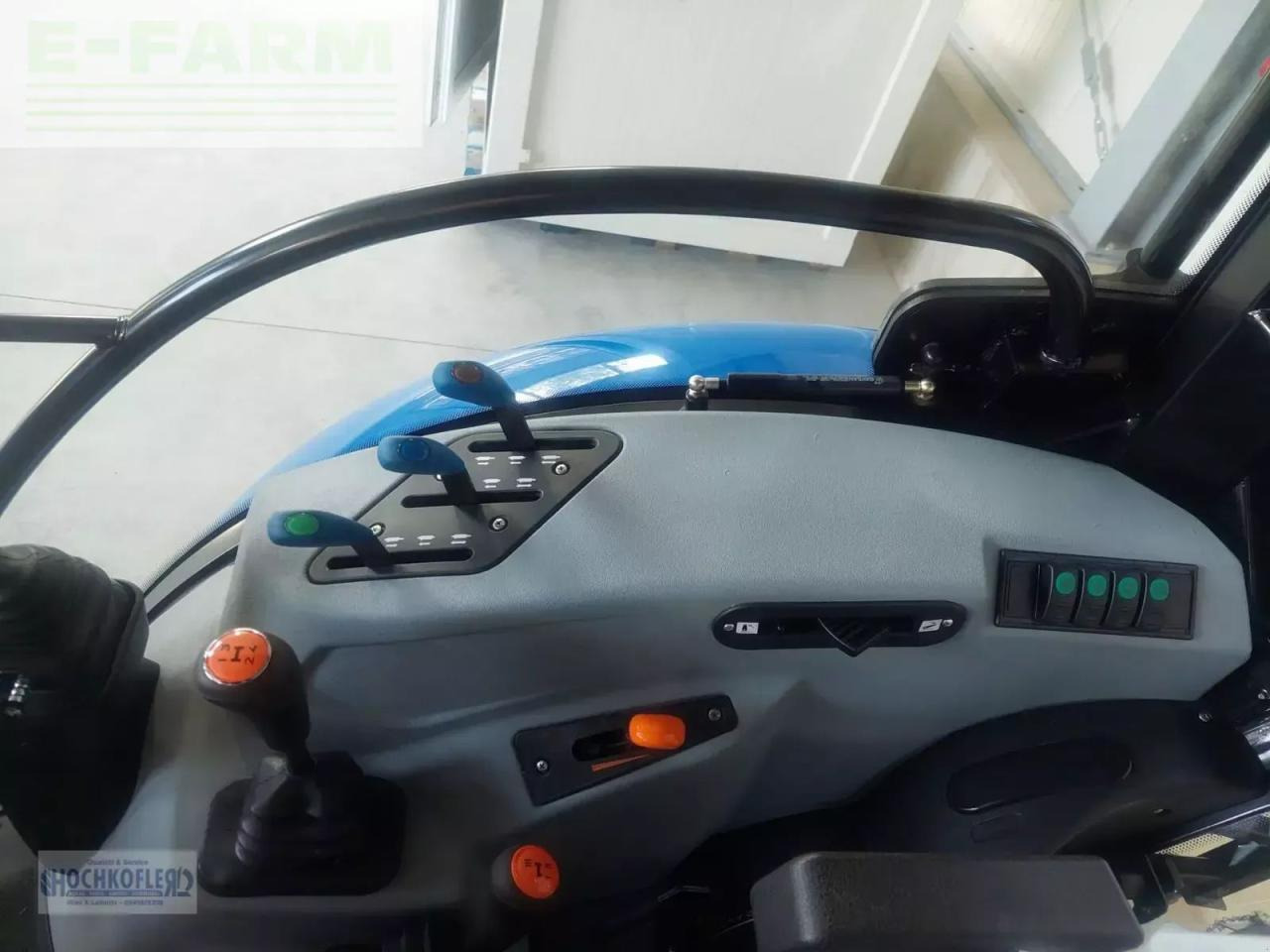 New Holland t4.75s stage v S - Tractor: foto 3 New Holland t4.75s stage v S - Tractor: foto 3