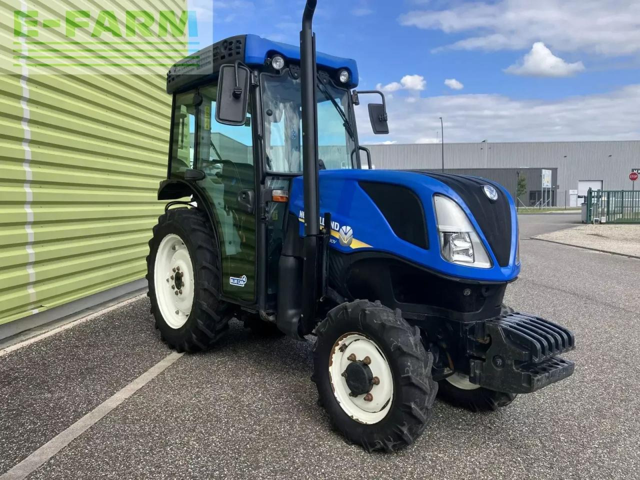 New Holland t4-80v V - Tractor: foto 5 New Holland t4-80v V - Tractor: foto 5