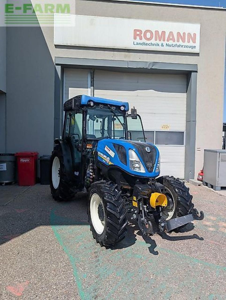 New Holland t4.90 f F - Tractor: foto 1 New Holland t4.90 f F - Tractor: foto 1