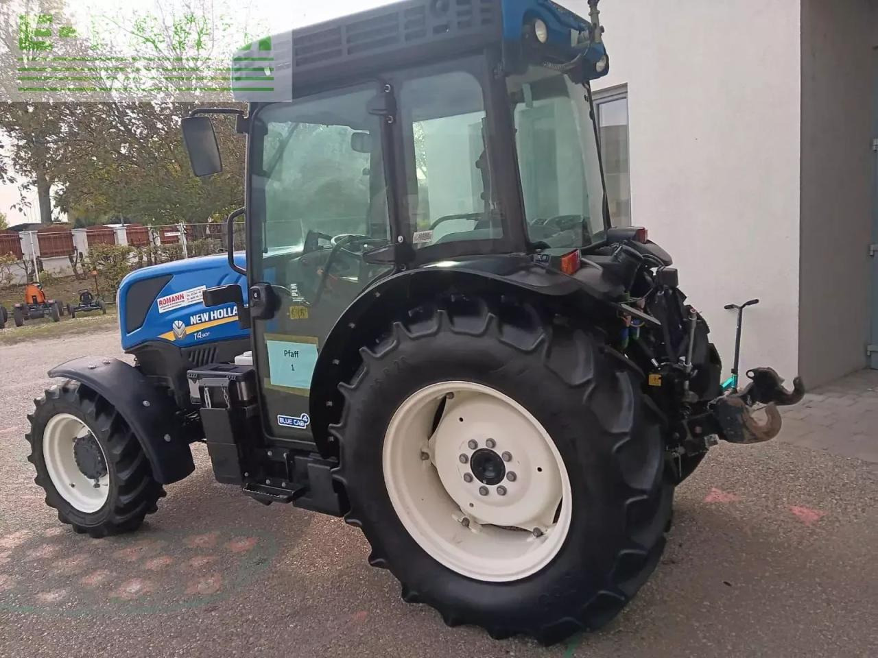 New Holland t4.90 f F - Tractor: foto 5 New Holland t4.90 f F - Tractor: foto 5