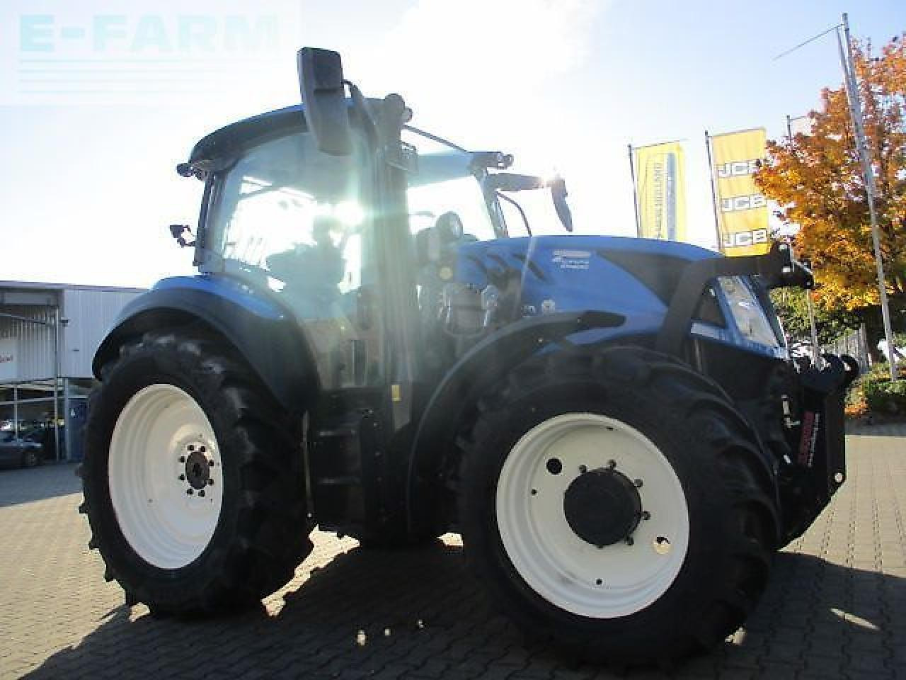 New Holland t5.110 dynamic command - Tractor: foto 2 New Holland t5.110 dynamic command - Tractor: foto 2