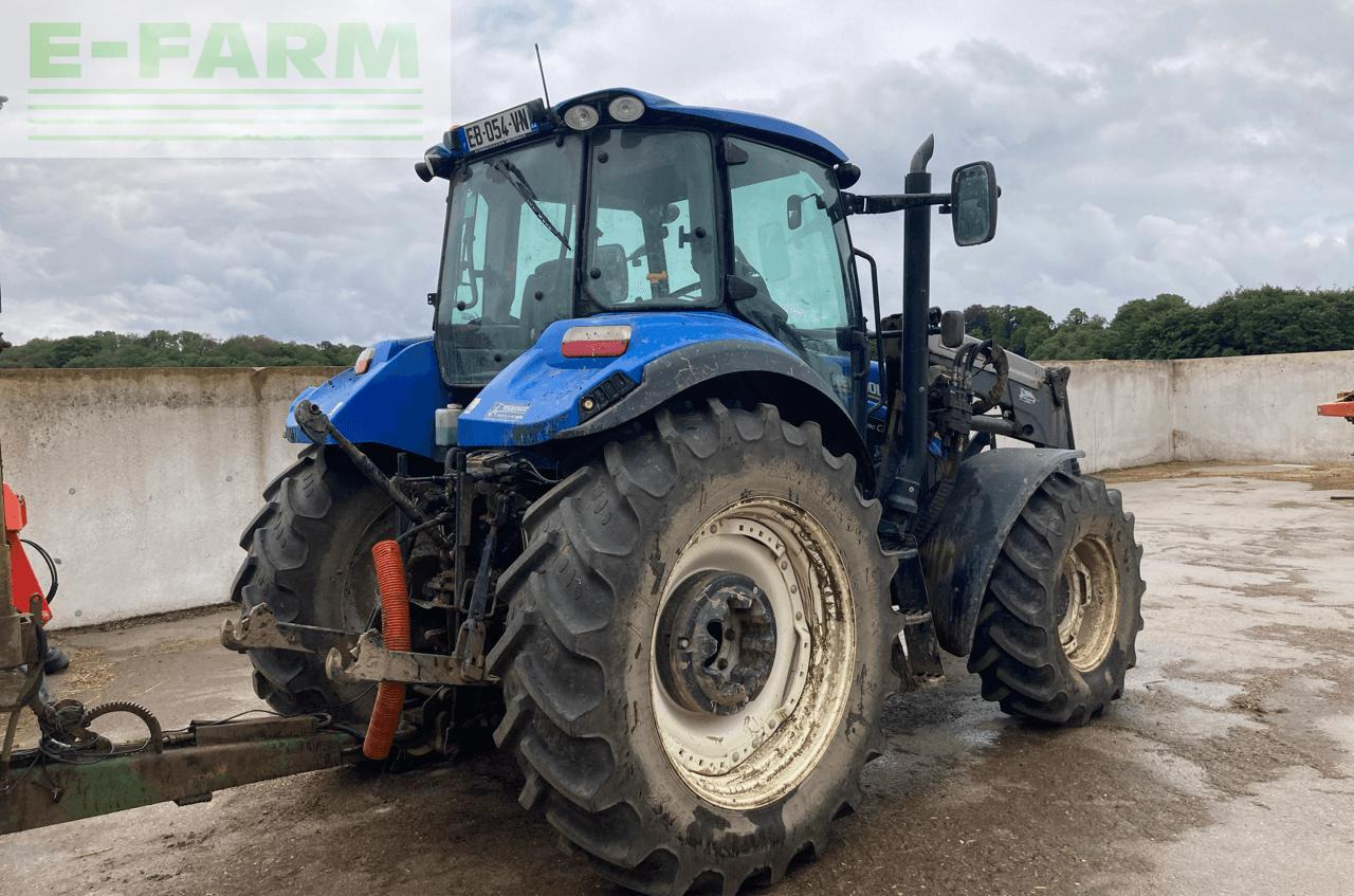 New Holland t5.115 - Tractor: foto 2 New Holland t5.115 - Tractor: foto 2