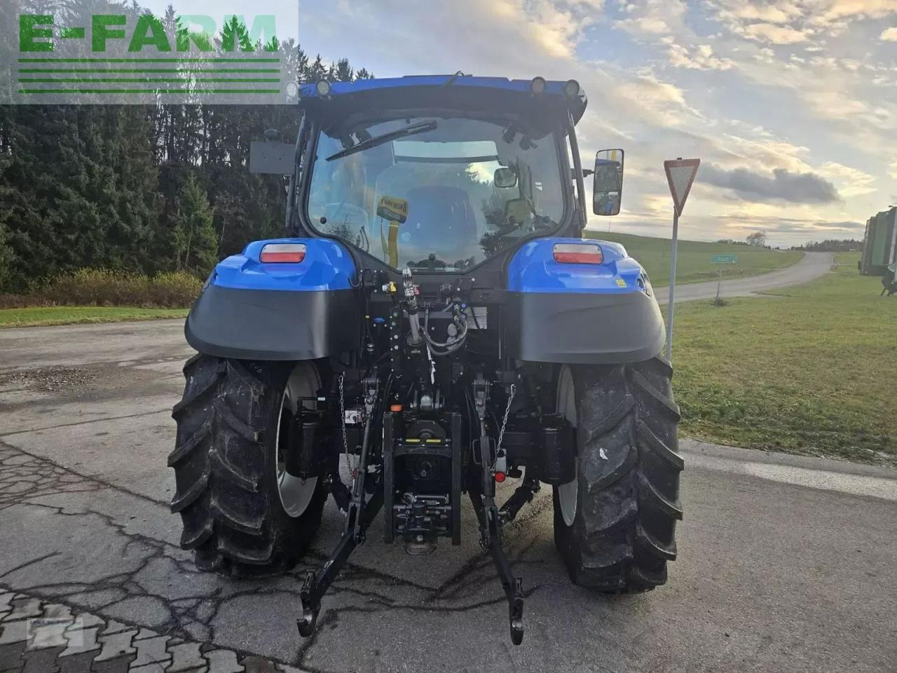 New Holland t5.120 auto command (stage v) - Tractor: foto 3 New Holland t5.120 auto command (stage v) - Tractor: foto 3