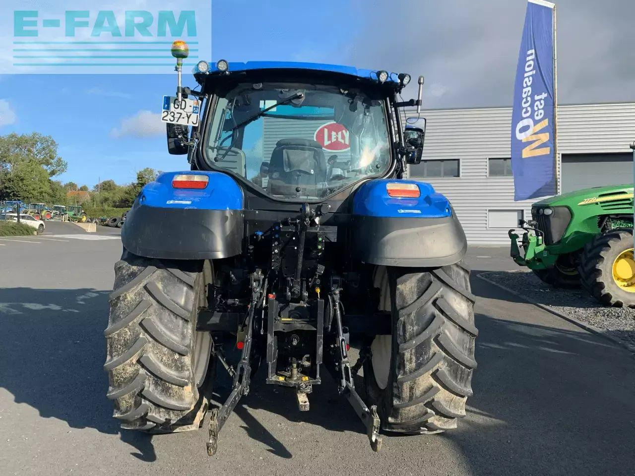 New Holland t5.120 dynamic command - Tractor: foto 5 New Holland t5.120 dynamic command - Tractor: foto 5