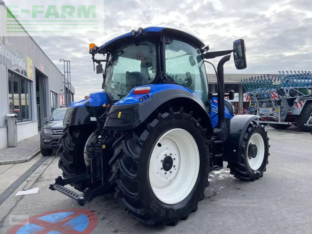 New Holland t5.120 dynamic command (stage v) - Tractor: foto 5 New Holland t5.120 dynamic command (stage v) - Tractor: foto 5