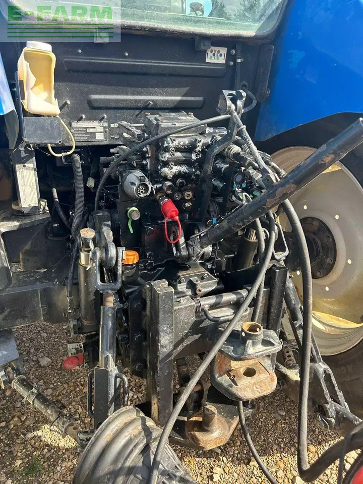 New Holland t5.95 - Tractor: foto 5 New Holland t5.95 - Tractor: foto 5