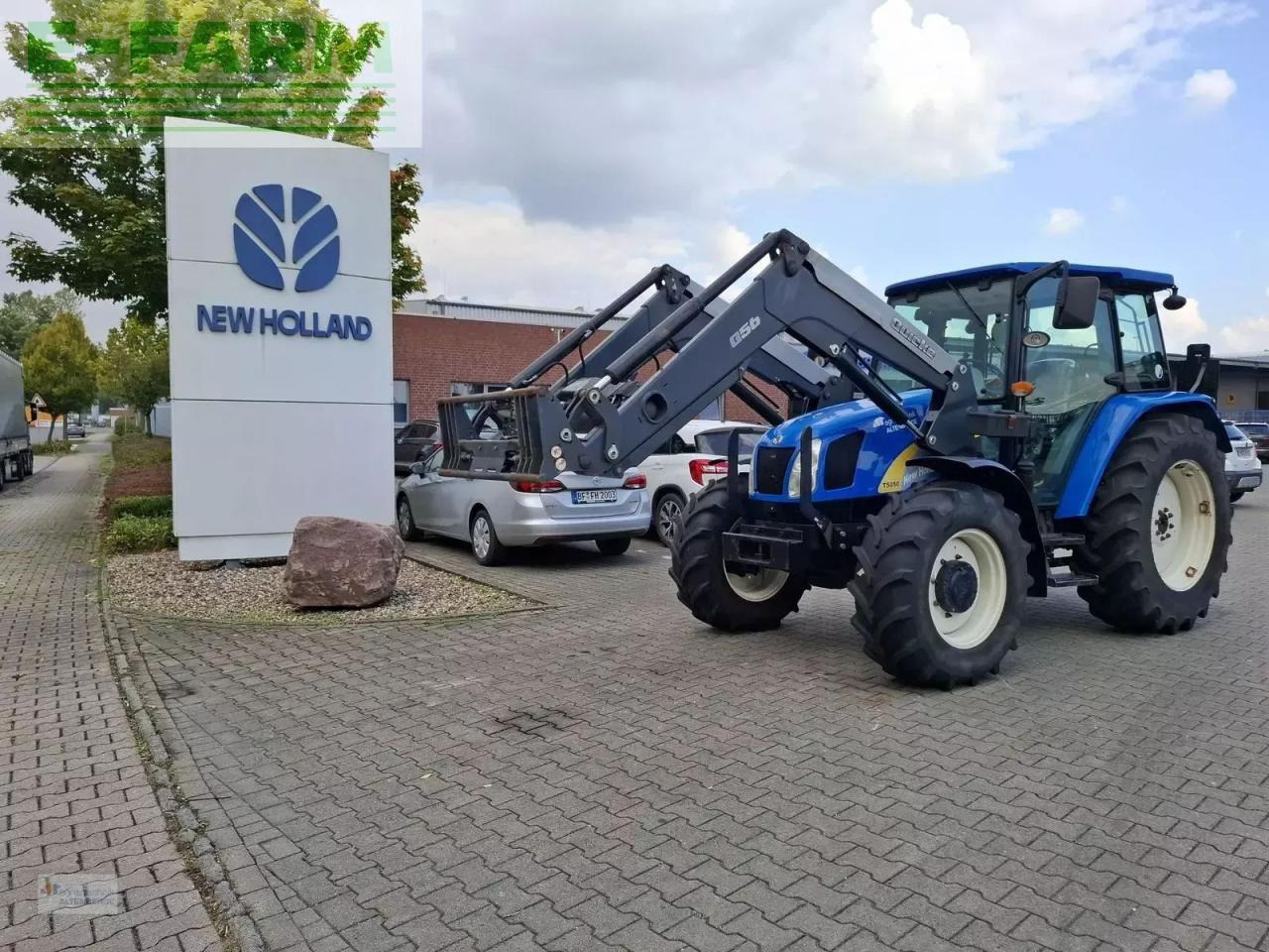 New Holland t5050 - Tractor: foto 3 New Holland t5050 - Tractor: foto 3