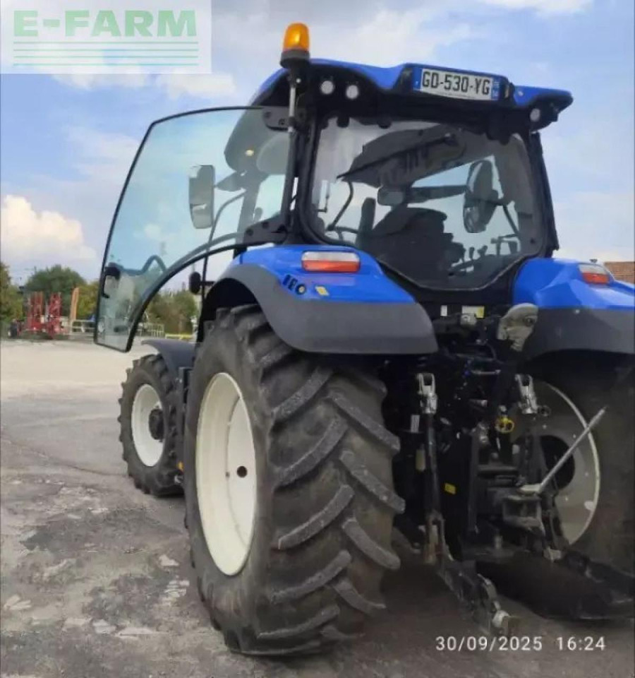 New Holland t6.145 ec - Tractor: foto 4 New Holland t6.145 ec - Tractor: foto 4