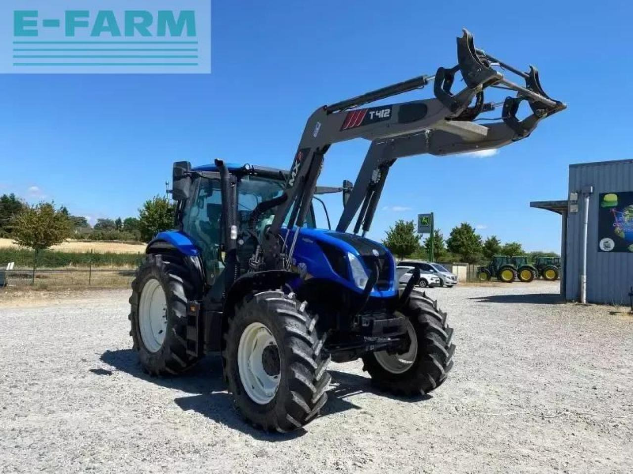 New Holland t6.155 - Tractor: foto 2 New Holland t6.155 - Tractor: foto 2