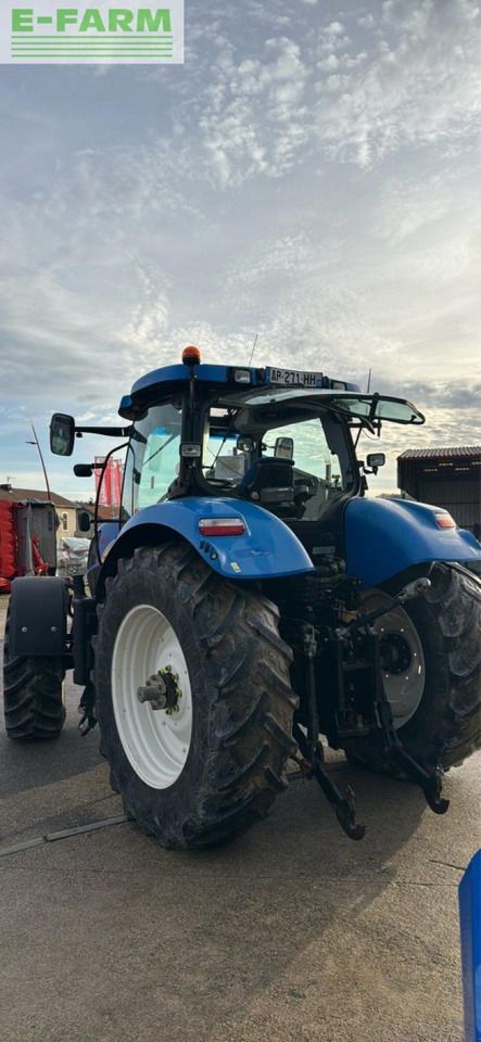 New Holland t6090 - Tractor: foto 5 New Holland t6090 - Tractor: foto 5