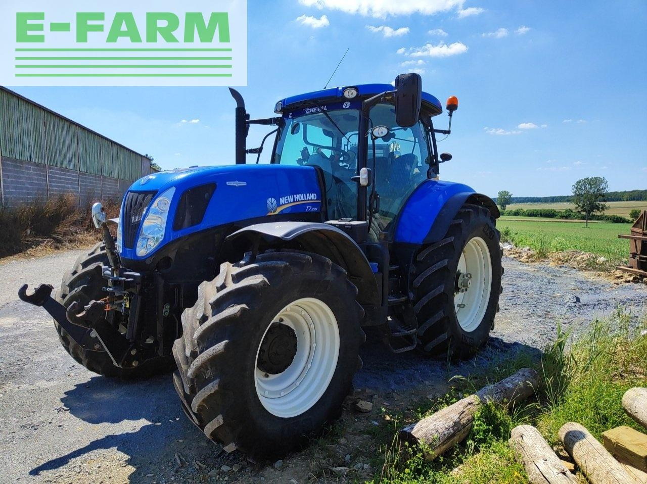 New Holland t7.235 ac - Tractor: foto 1 New Holland t7.235 ac - Tractor: foto 1