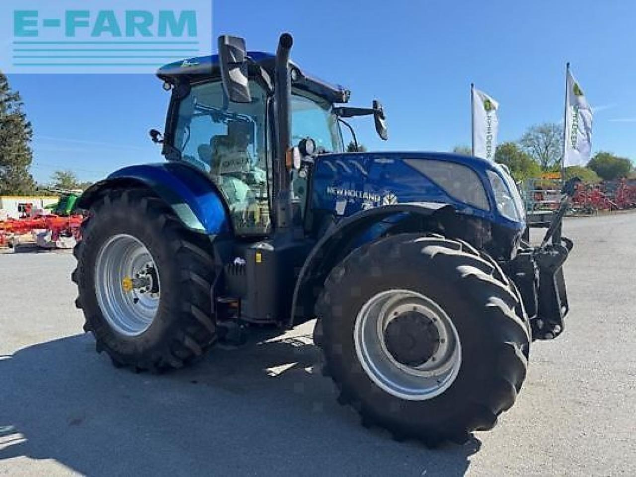 New Holland t7.245 ac - Tractor: foto 3 New Holland t7.245 ac - Tractor: foto 3