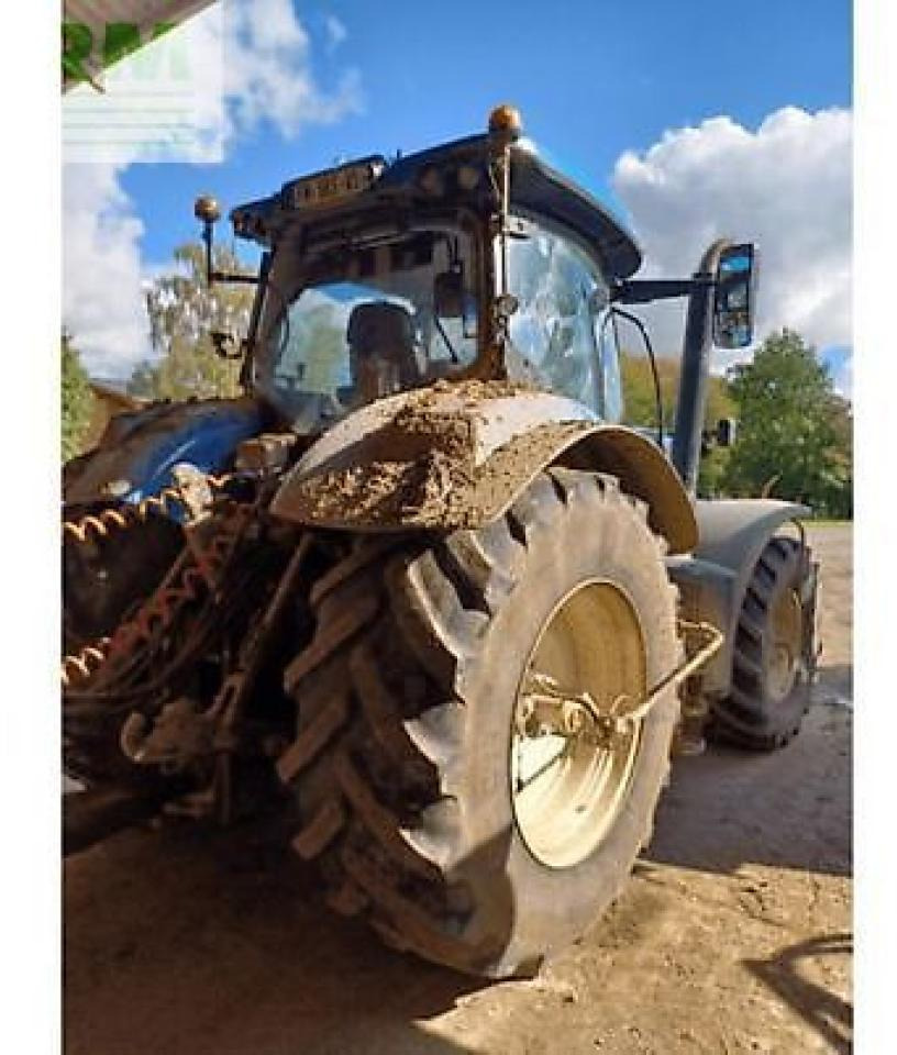 New Holland t7.270 ac - Tractor: foto 2 New Holland t7.270 ac - Tractor: foto 2
