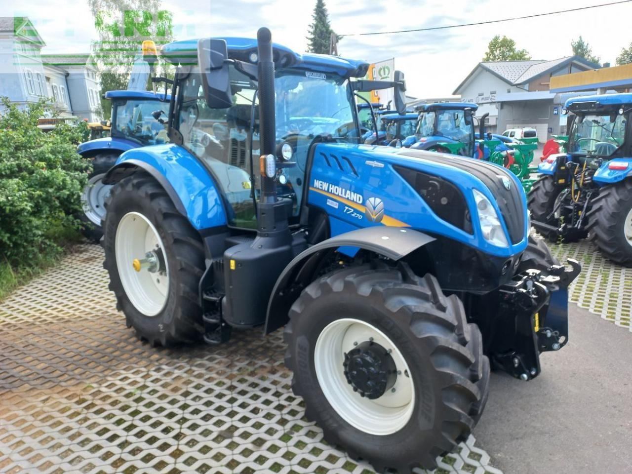 New Holland t7.270 auto command sidewinder ii (stage v) - Tractor: foto 1 New Holland t7.270 auto command sidewinder ii (stage v) - Tractor: foto 1