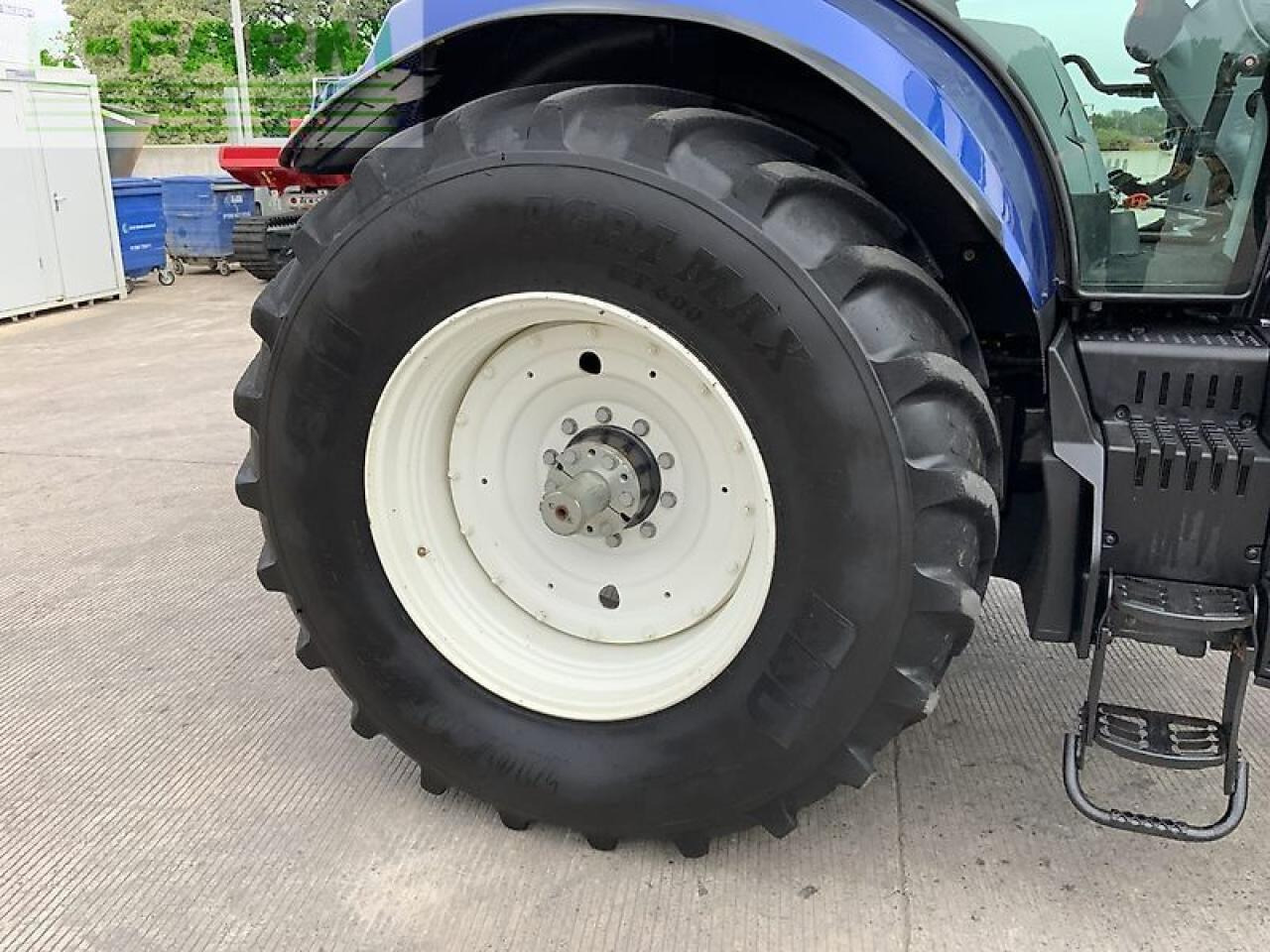 New Holland t7.270 blue power tractor (st23715) - Tractor: foto 4 New Holland t7.270 blue power tractor (st23715) - Tractor: foto 4