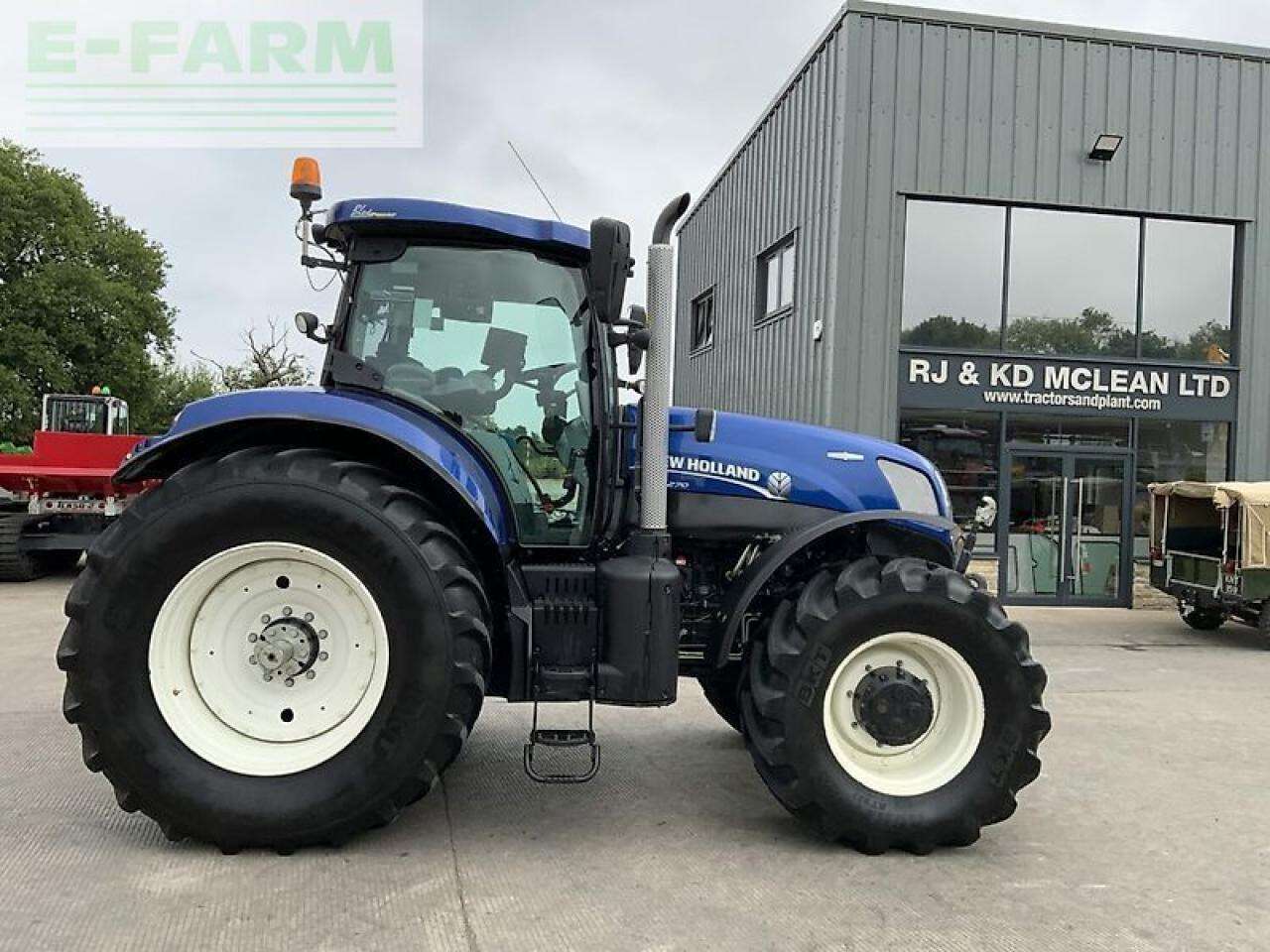 New Holland t7.270 blue power tractor (st23715) - Tractor: foto 3 New Holland t7.270 blue power tractor (st23715) - Tractor: foto 3