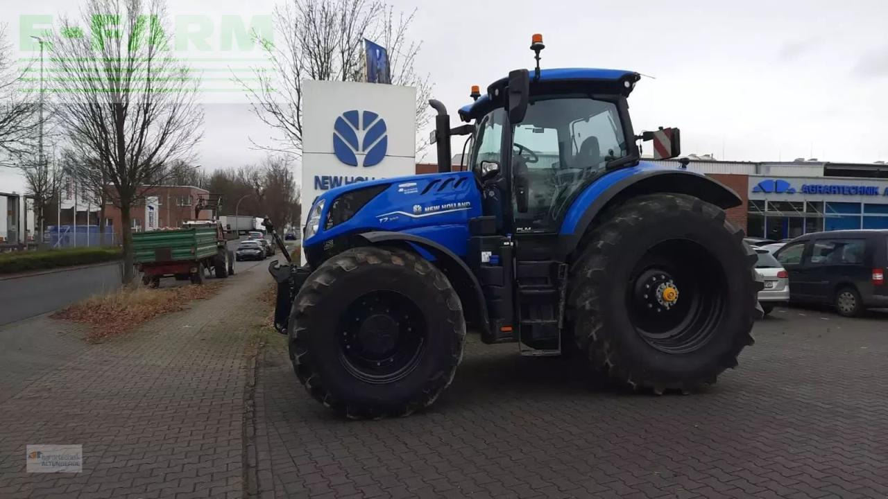 New Holland t7.300 ac plmi - Tractor: foto 2 New Holland t7.300 ac plmi - Tractor: foto 2