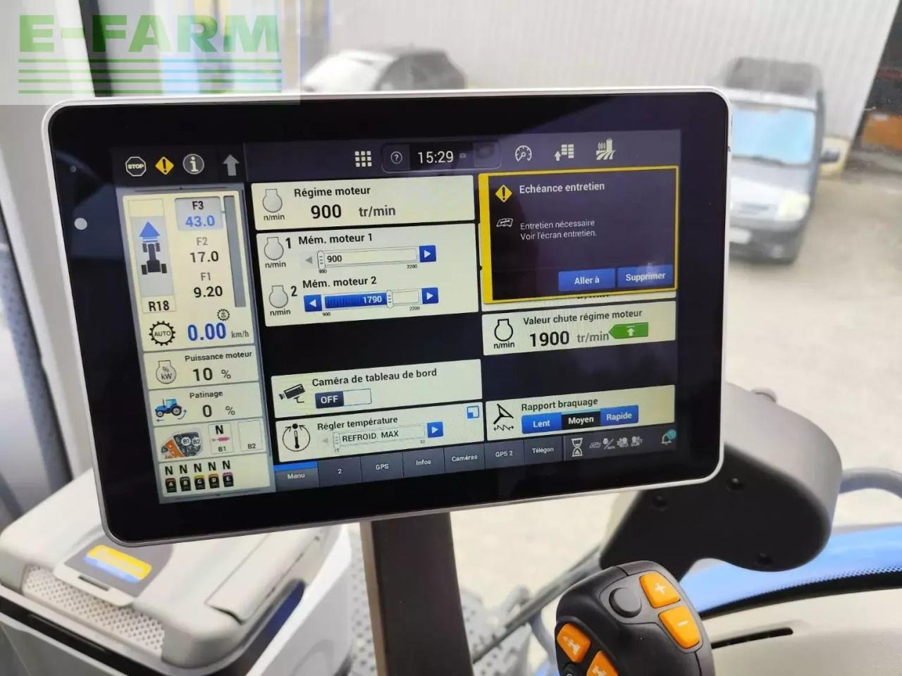 New Holland t8.380 genesis Genesis - Tractor: foto 5 New Holland t8.380 genesis Genesis - Tractor: foto 5