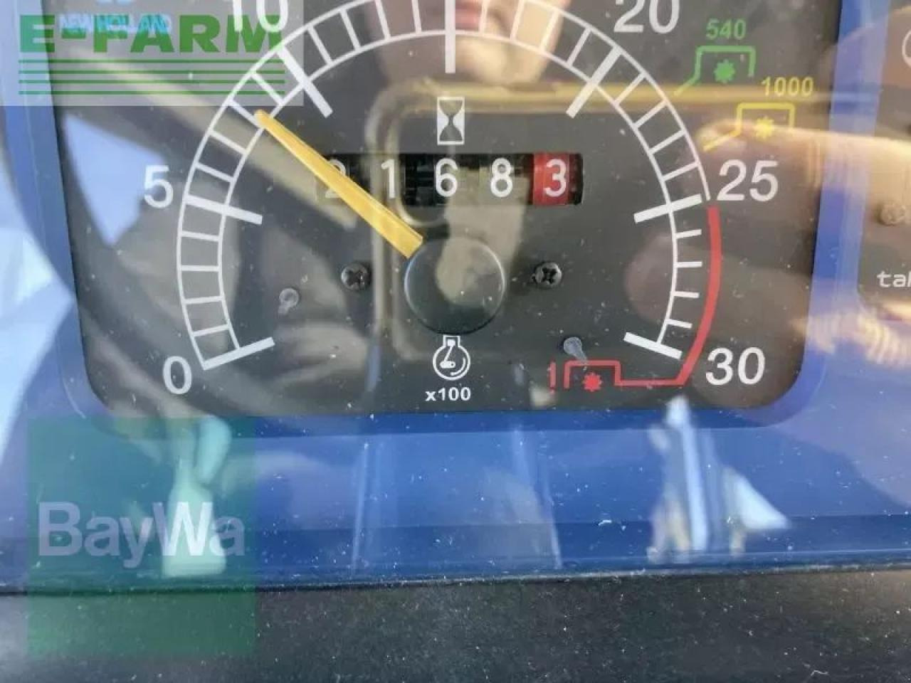 Tractor New Holland td 95 d D: foto 21