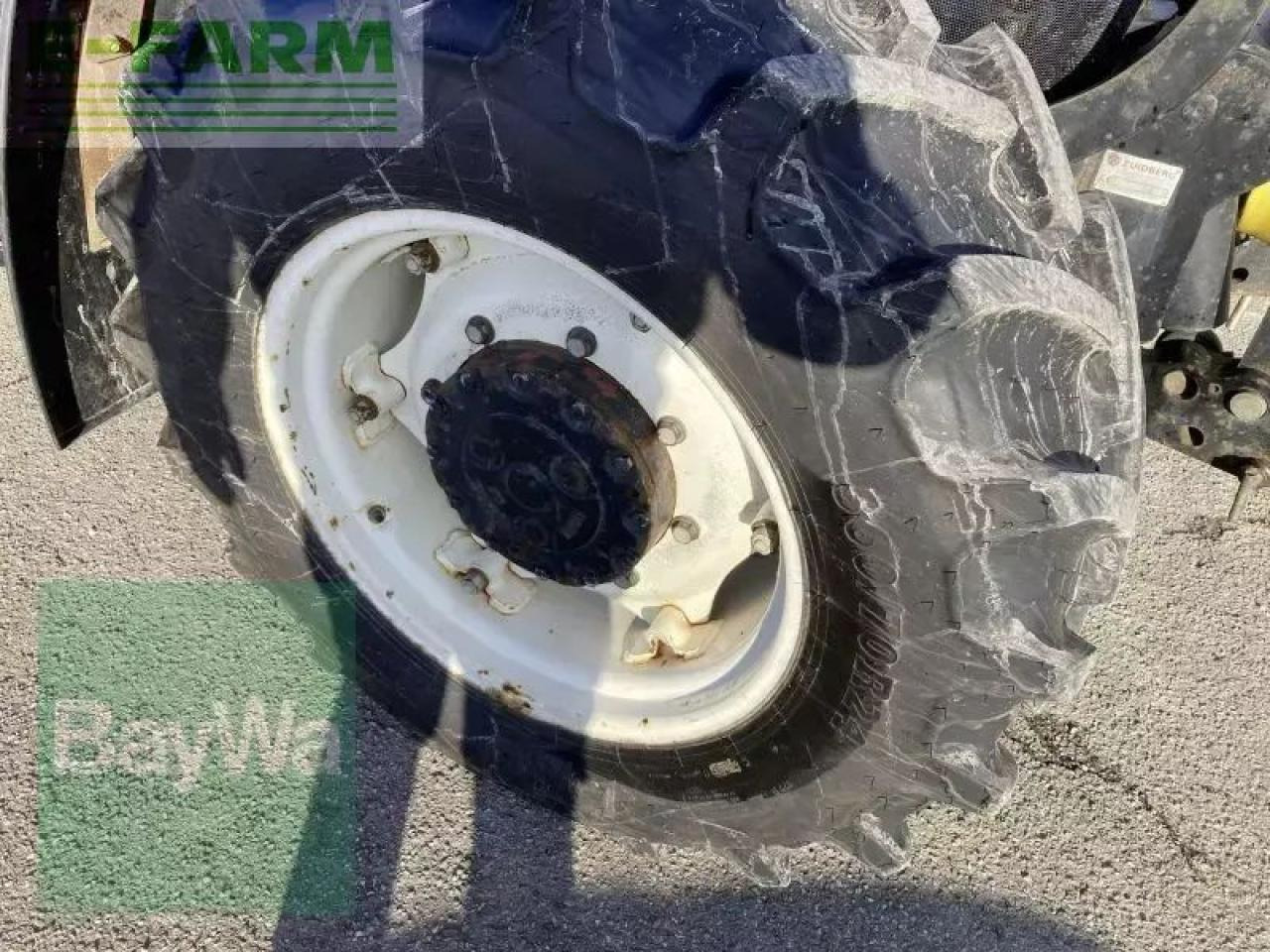 Tractor New Holland td 95 d D: foto 10