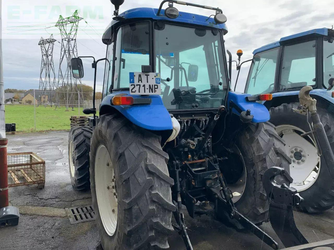 New Holland td5040 - Tractor: foto 4 New Holland td5040 - Tractor: foto 4