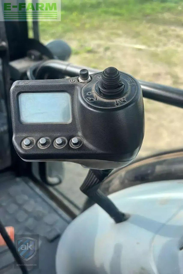 New Holland td5040 - Tractor: foto 3 New Holland td5040 - Tractor: foto 3