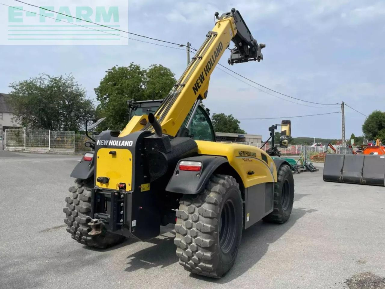 Manipulador telescópico New Holland th 7.37 elite: foto 9