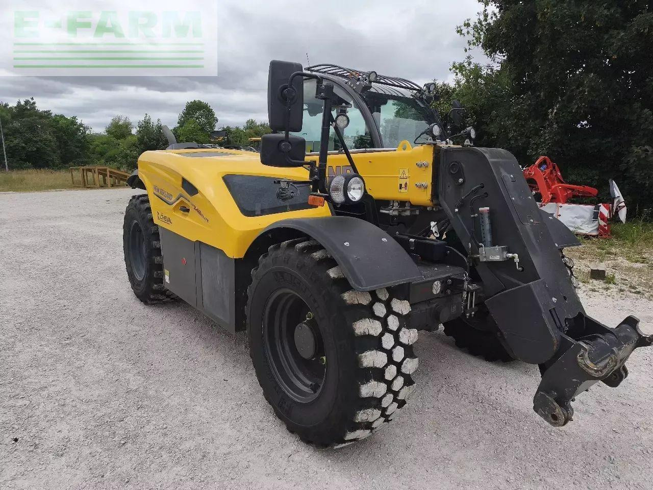 New Holland th 7.42 elite - Manipulador telescópico: foto 5 New Holland th 7.42 elite - Manipulador telescópico: foto 5