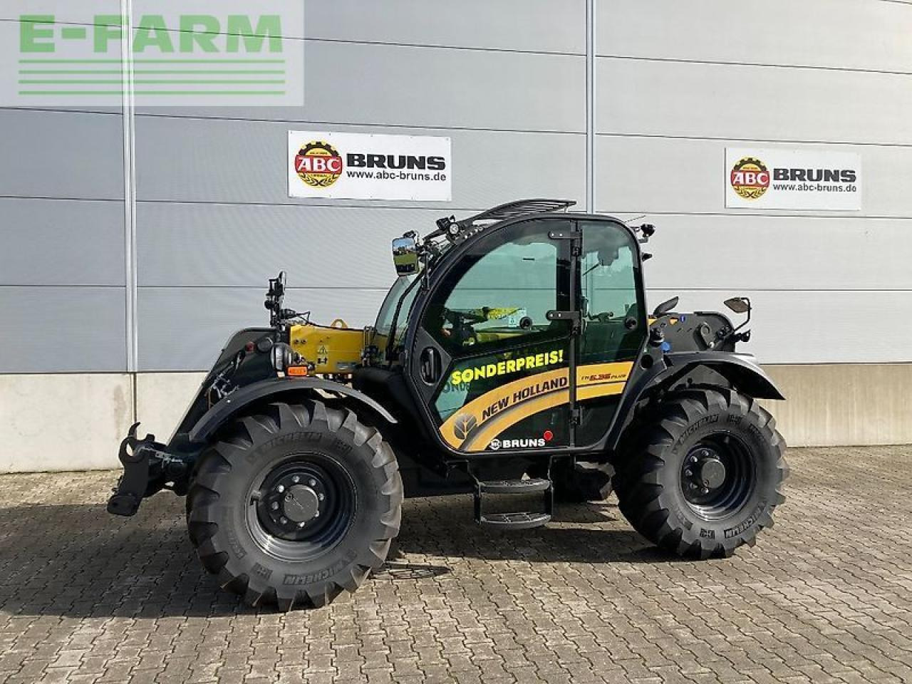 New Holland th6.36 t4b-133 hp - Manipulador telescópico: foto 2 New Holland th6.36 t4b-133 hp - Manipulador telescópico: foto 2