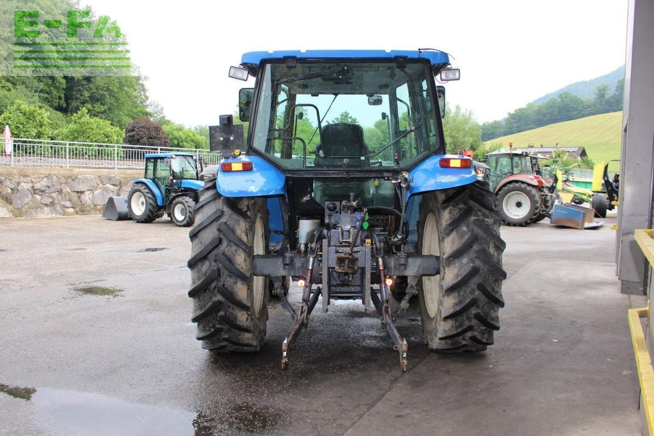 New Holland tl 80 - Tractor: foto 4 New Holland tl 80 - Tractor: foto 4