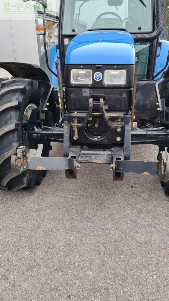 New Holland tl100 (4wd) - Tractor: foto 5 New Holland tl100 (4wd) - Tractor: foto 5