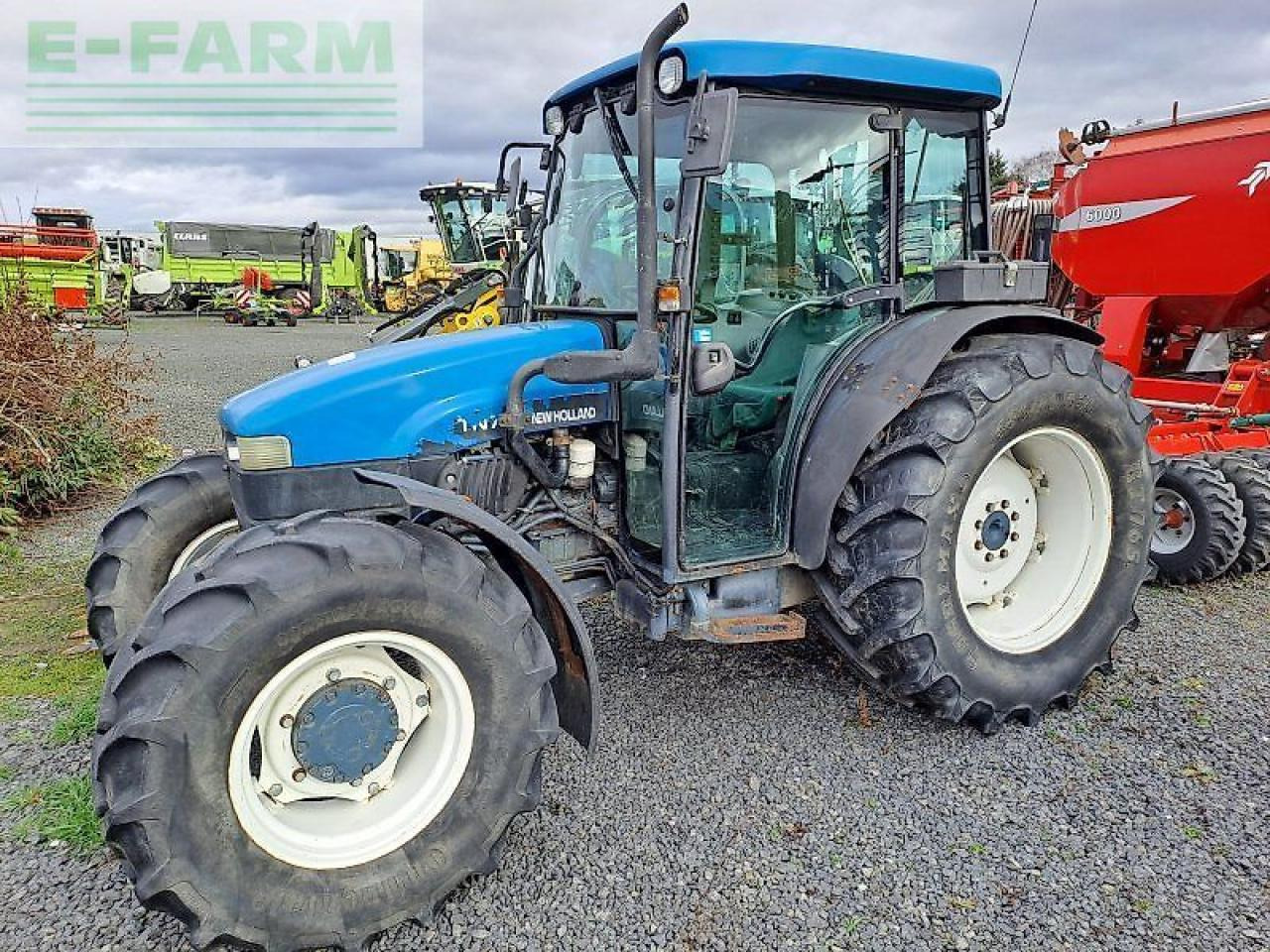 New Holland tn 75 s S - Tractor: foto 2 New Holland tn 75 s S - Tractor: foto 2