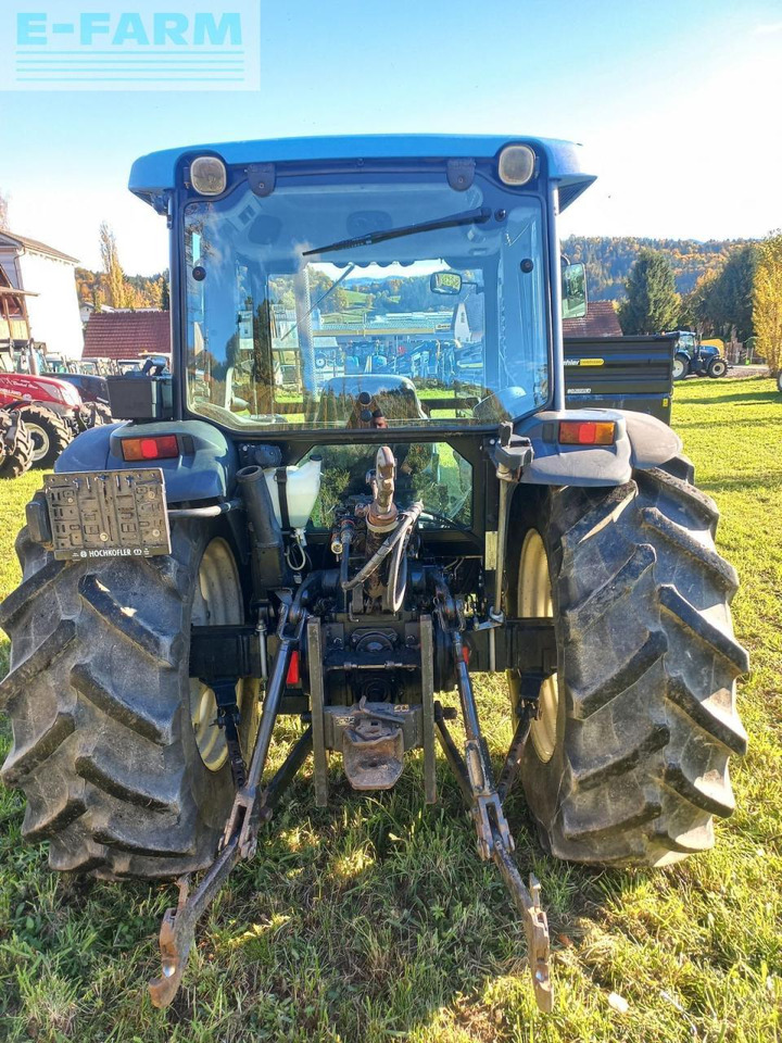 New Holland tn-d 70 a D - Tractor: foto 3 New Holland tn-d 70 a D - Tractor: foto 3