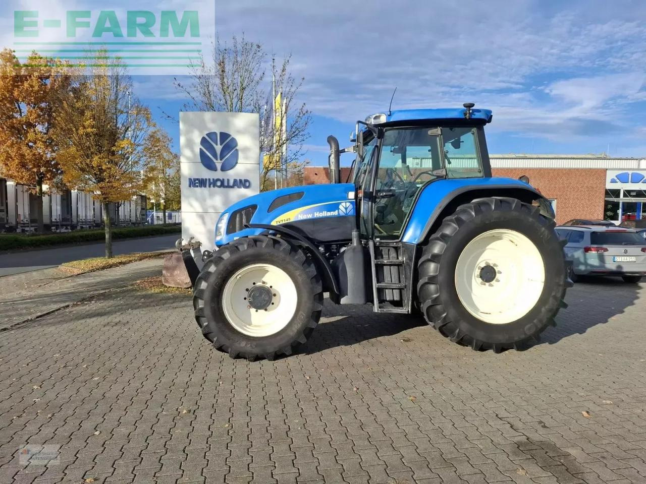 New Holland tvt 145 - Tractor: foto 1 New Holland tvt 145 - Tractor: foto 1