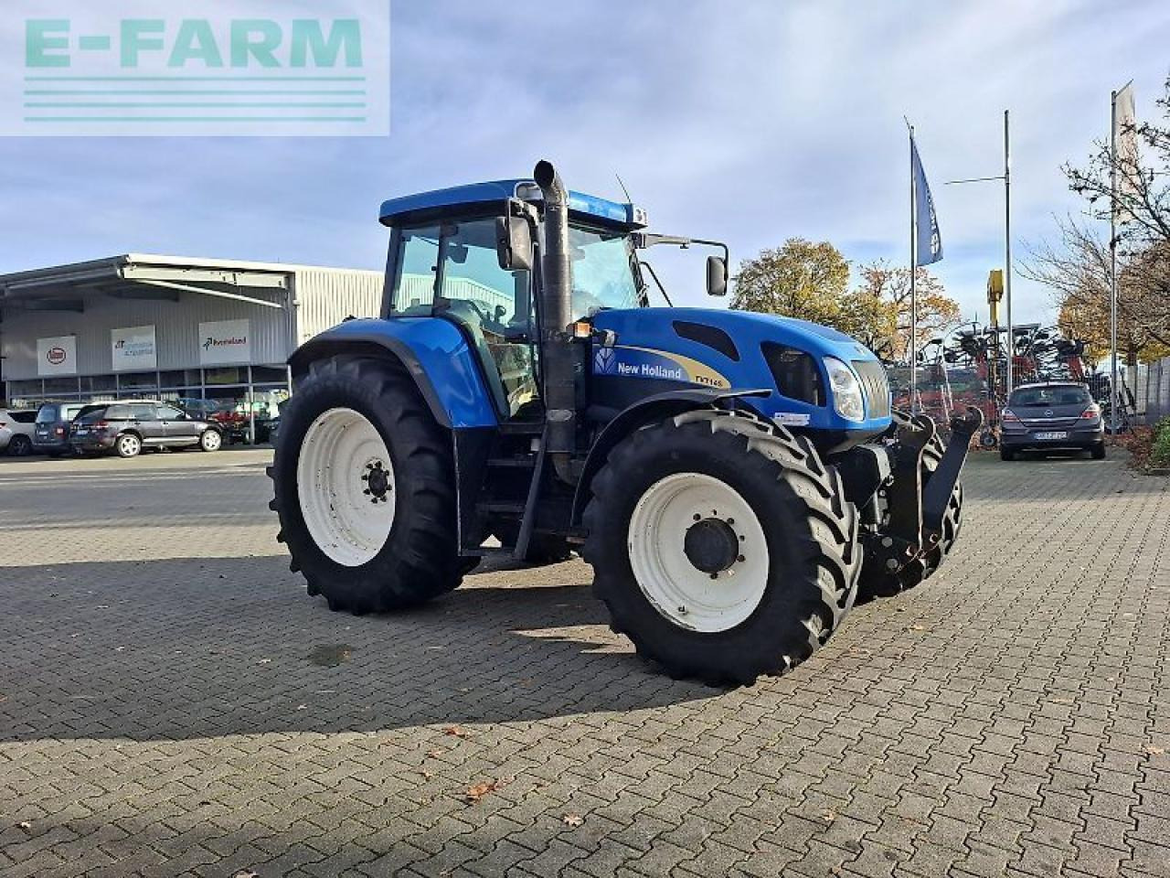 New Holland tvt 145 - Tractor: foto 5 New Holland tvt 145 - Tractor: foto 5