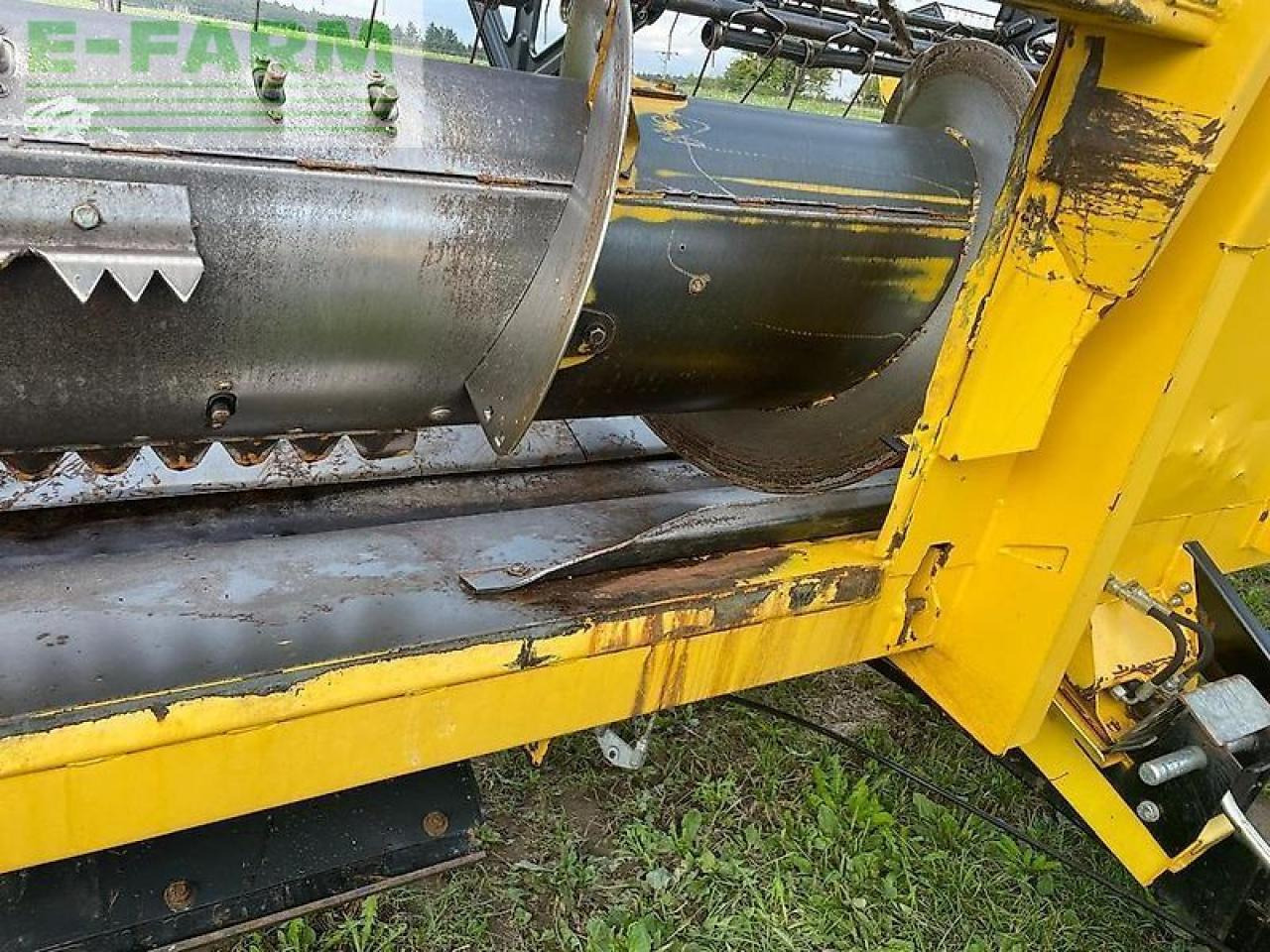 New Holland varifeed hd schneidwerk 9,15m + biso tw | bj. 2012 - Accesorios para cosechadoras de forraje: foto 4 New Holland varifeed hd schneidwerk 9,15m + biso tw | bj. 2012 - Accesorios para cosechadoras de forraje: foto 4