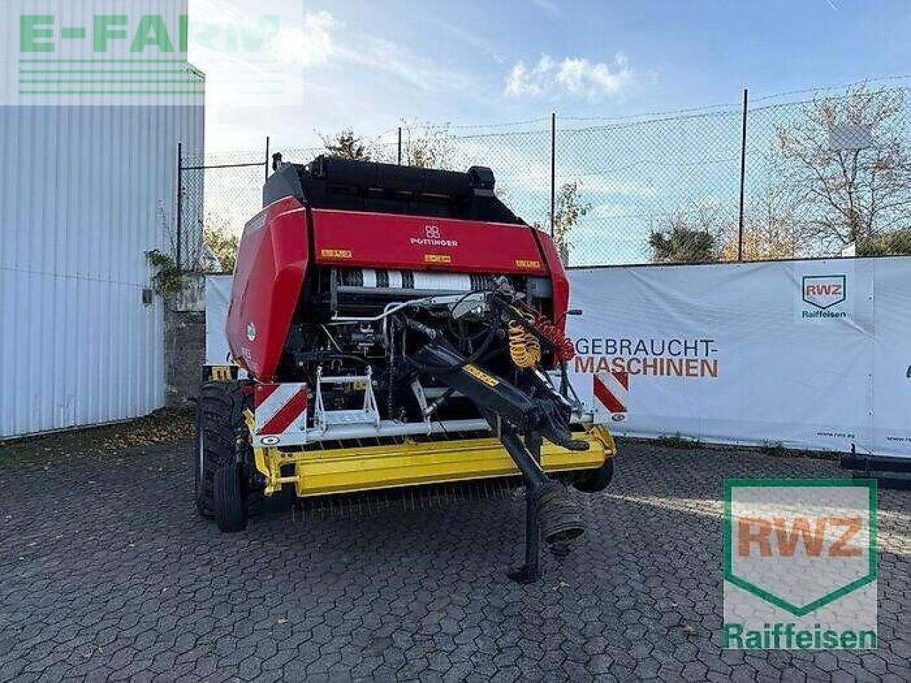 Pöttinger impress 3190 v pro - Empacadora de pacas cuadradas: foto 1 Pöttinger impress 3190 v pro - Empacadora de pacas cuadradas: foto 1