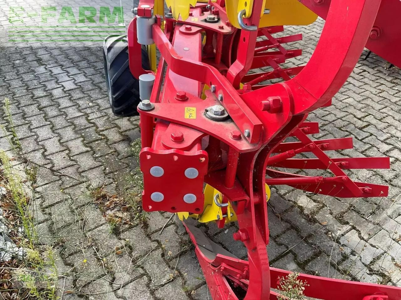 Pöttinger servo 4000plus - Arado: foto 4 Pöttinger servo 4000plus - Arado: foto 4