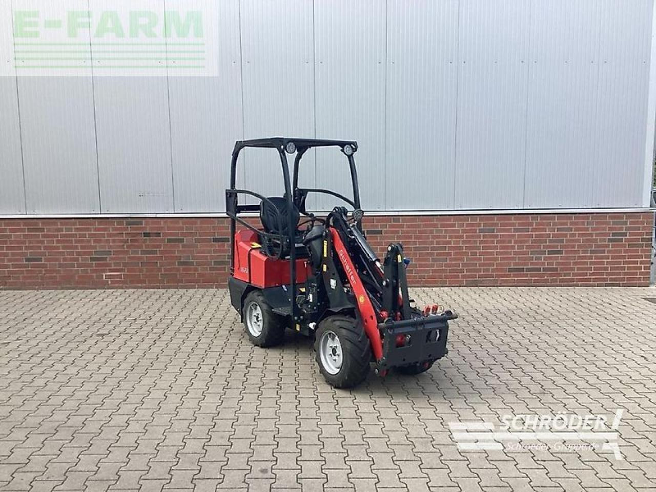 Schäffer 1622 - Miniexcavadora: foto 1 Schäffer 1622 - Miniexcavadora: foto 1
