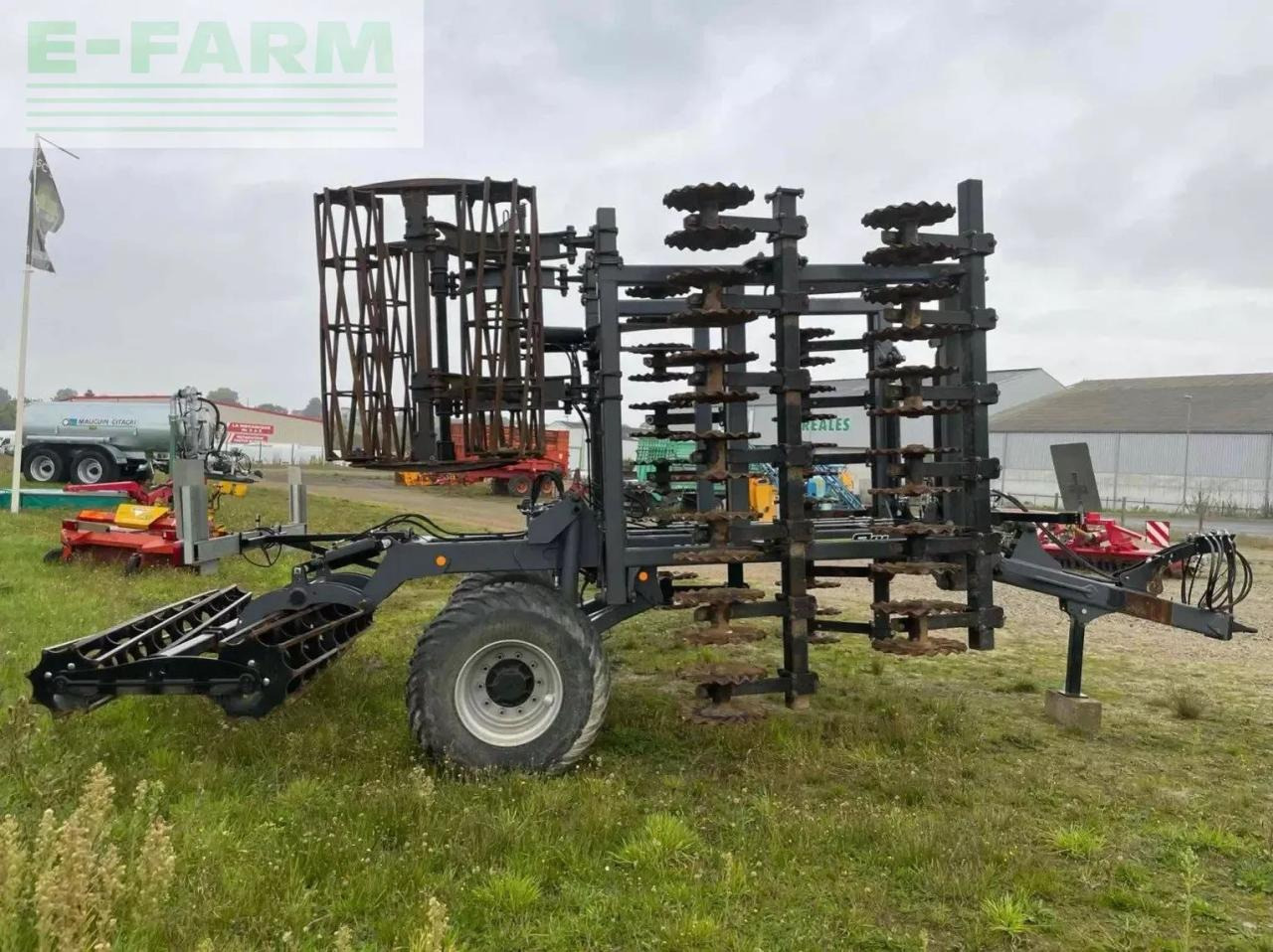 Spearhead déchaumeur ddi 6m sky - Cultivador: foto 4 Spearhead déchaumeur ddi 6m sky - Cultivador: foto 4